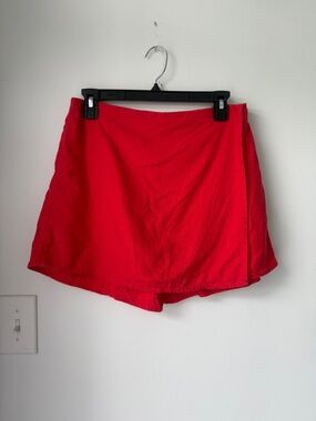 Old Navy Red Women's Skort Shorts